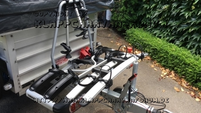Fahrradtraeger auf Deichsel3