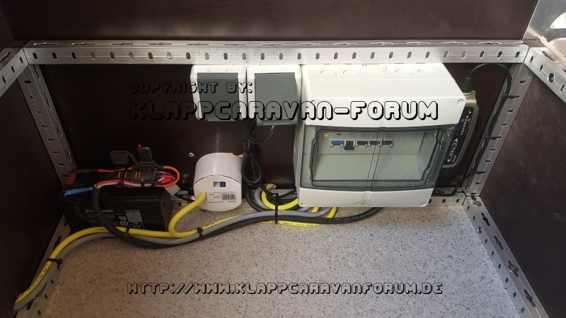 Paradiso 345 VI Innenverkleidungen und Elektrik