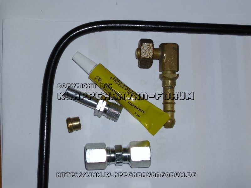 Gasanschluß Kühlschrank-RM183 006