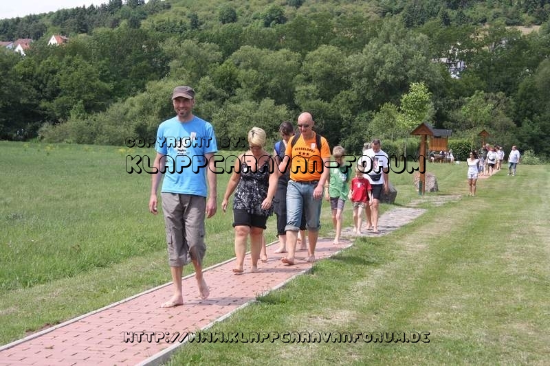 Nahe am Sommer 2011 - Monzingen - Barfußpfad Bad Sobernheim - Verschiedene Untergründe - 2