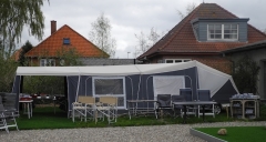 Camp-let Ausstellung
